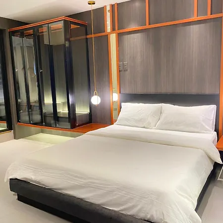 Malate Bayview Mansion 17A/B Apartment